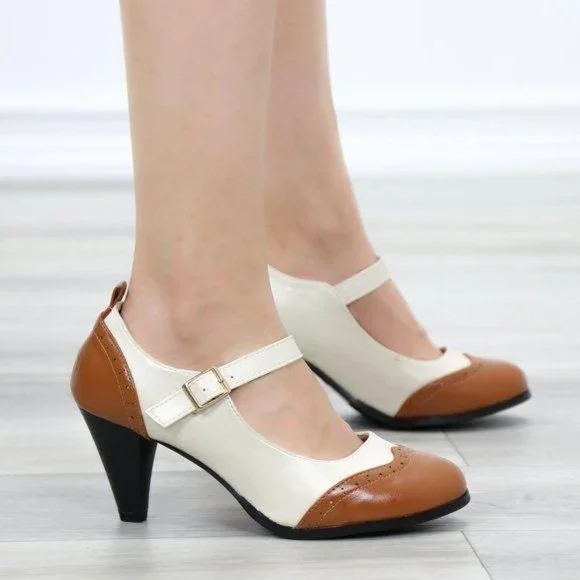 Oxford White & Tan Vintage Round Toe Pump - Picture 8 of 11